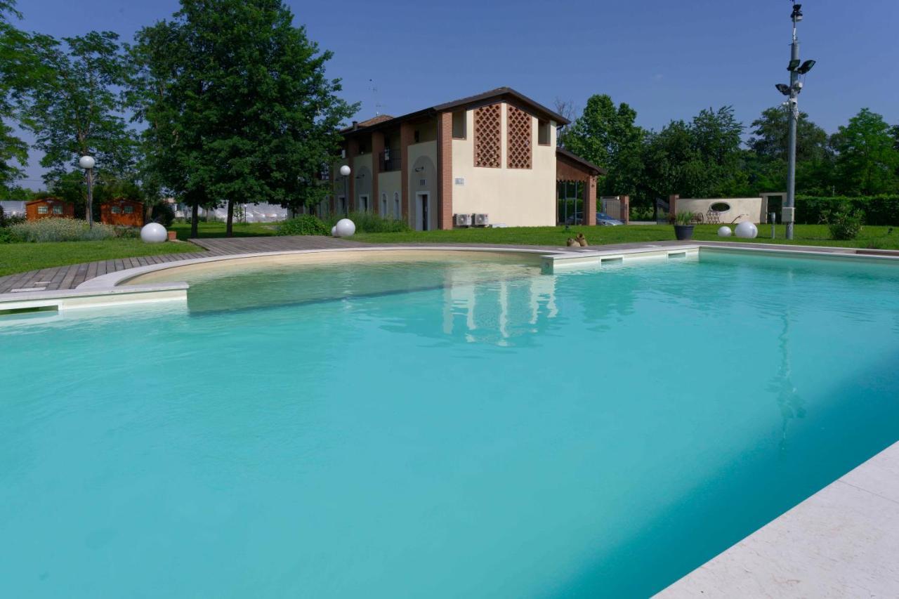 Agriturismo La Boschina Crema Bagian luar foto