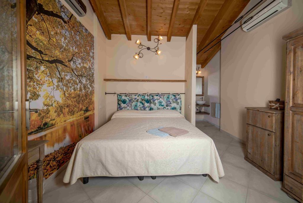 Agriturismo La Boschina Crema Bagian luar foto